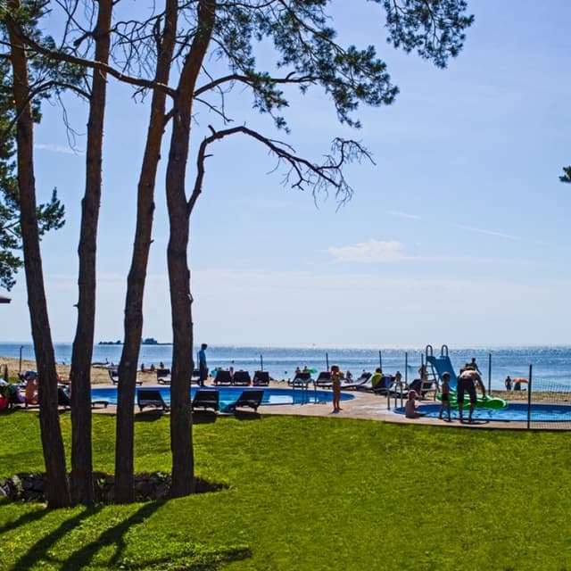 Крона Медикал и Спа