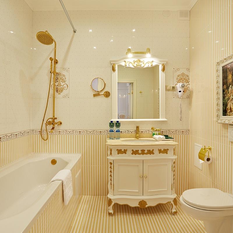 Королевский Люкс (Luxury King suite)