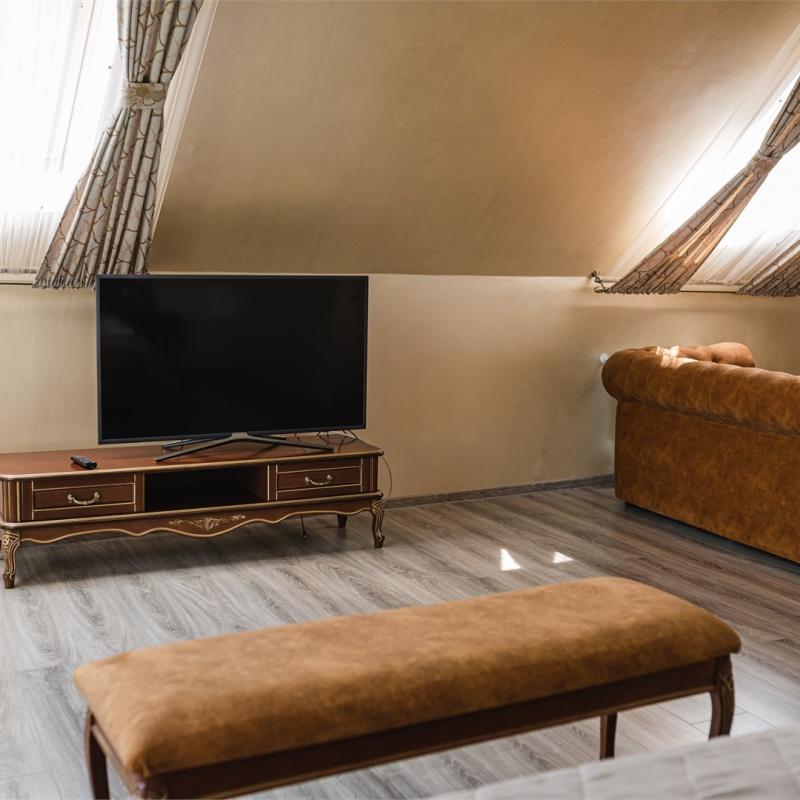 Super Luxe