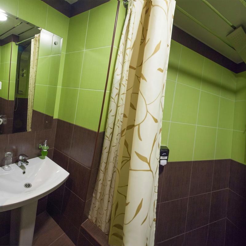 Стандарт двумя односпальными кроватями
