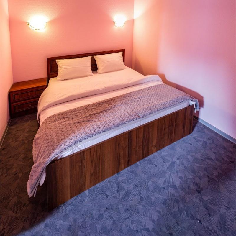 Семейный номер (одна кровать King size)