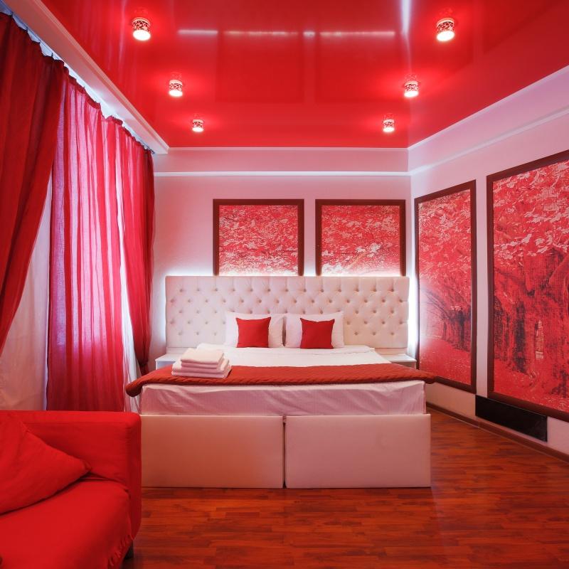 Red Deluxe