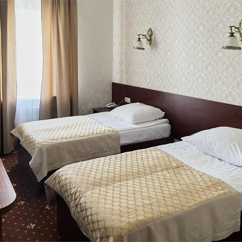 Стандарт с душем, двумя раздельными кроватями