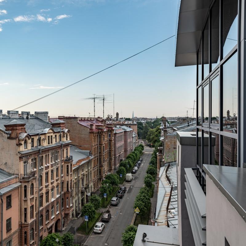 Полулюкс с террасой
