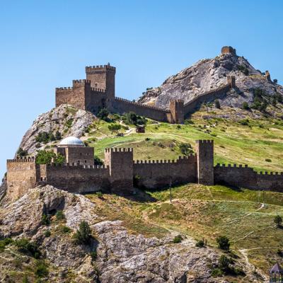 Генуэзская крепость Судака: историческое наследие на Восточном побережье Крыма