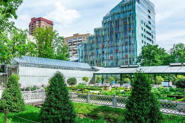 Гарден Эмбасси